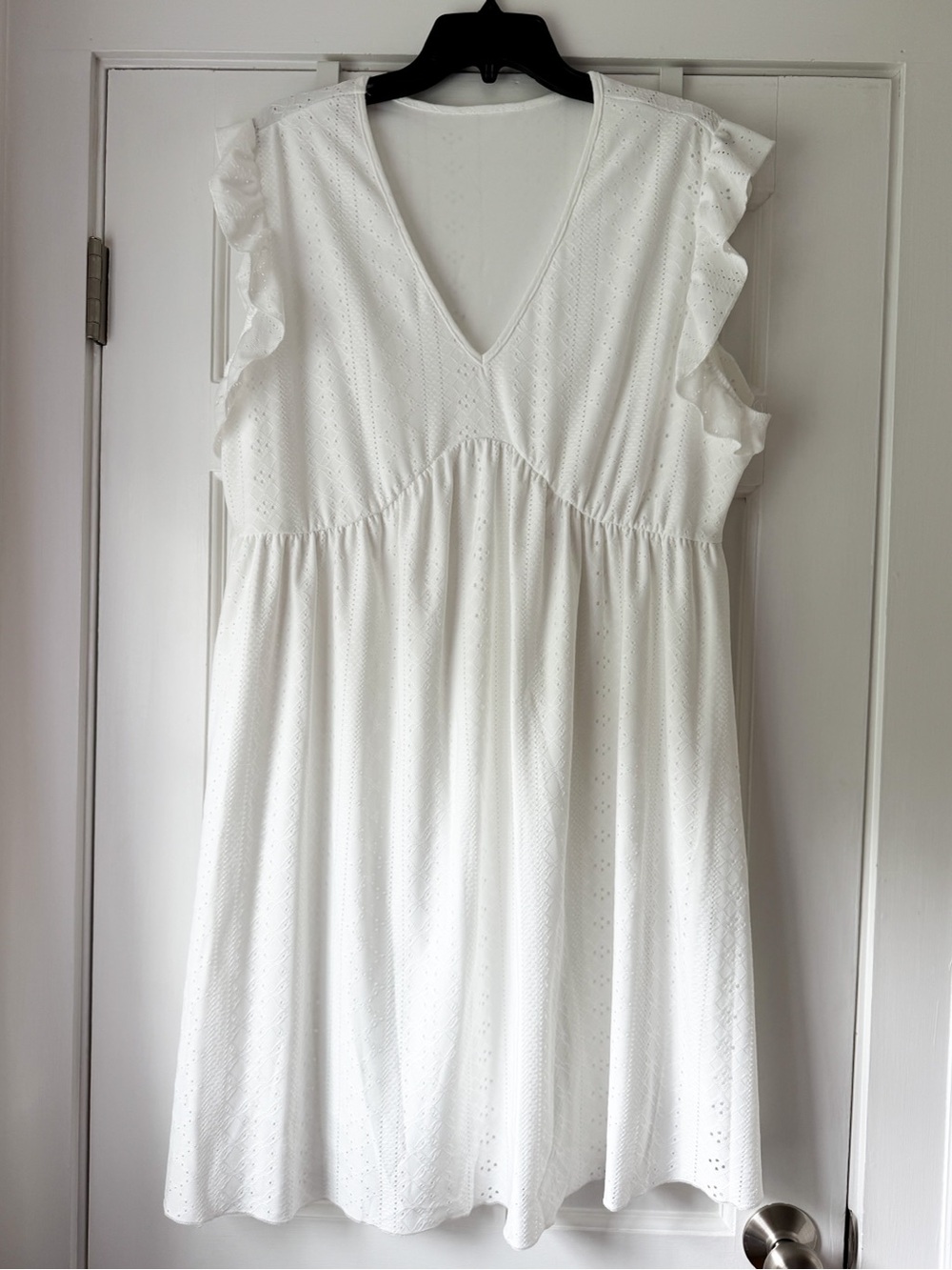 SHEIN 3XL White Eyelet V-Neck Ruffle Sleeve Dress